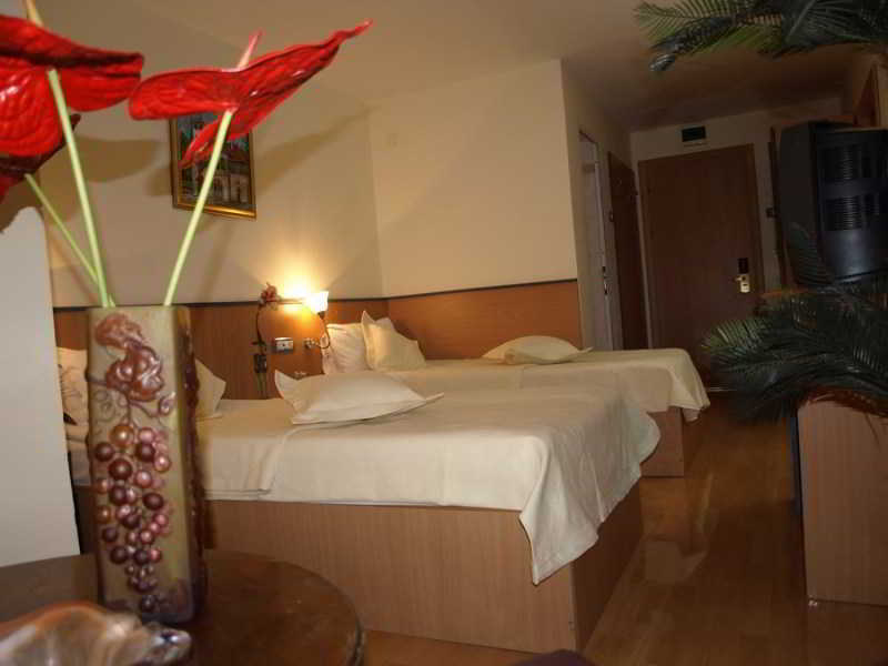 Hotel Voila 3*